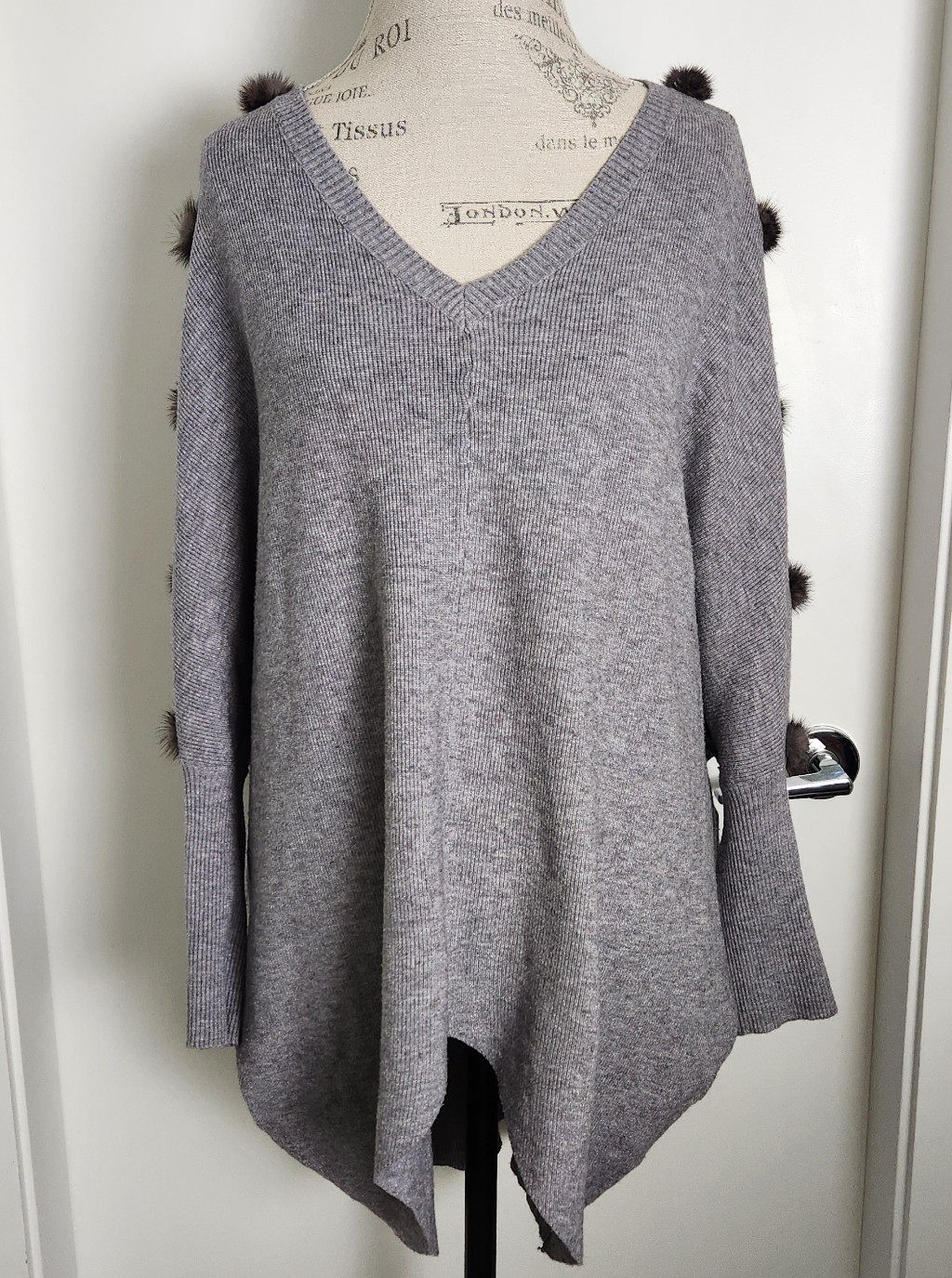 Onesize Knit Sweater Fur Pompoms